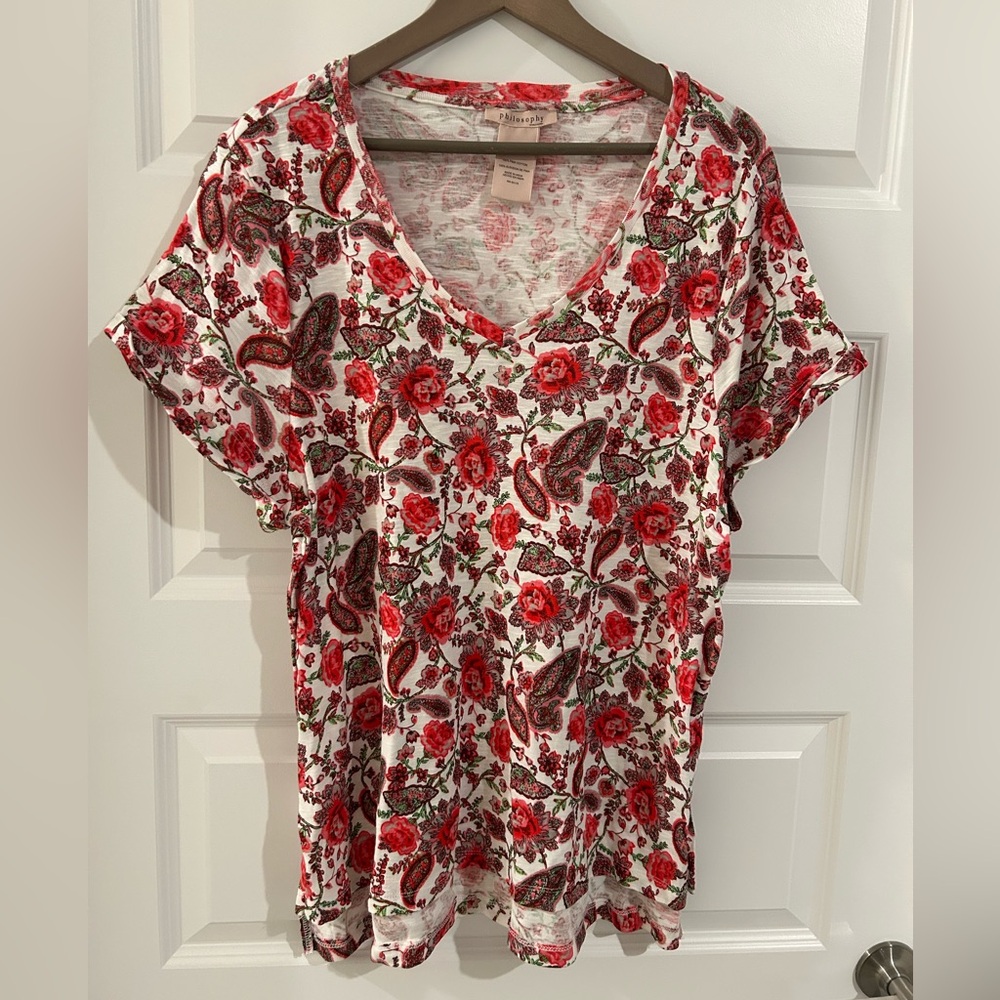Philosophy Floral T Shirt Red Pink Size L